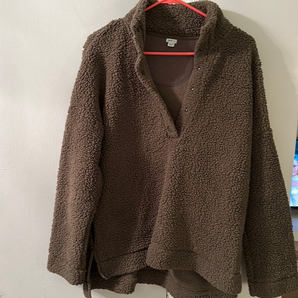 Aerie fleece pullover size small